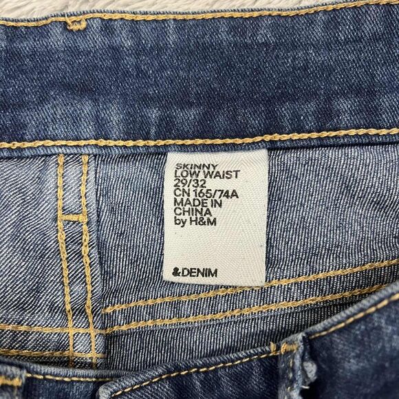 H&M Jeans Women 29/32 Low Rise Skinny Blue Denim Stretch Mid Wash Y2K 30"x31" - Picture 4 of 8